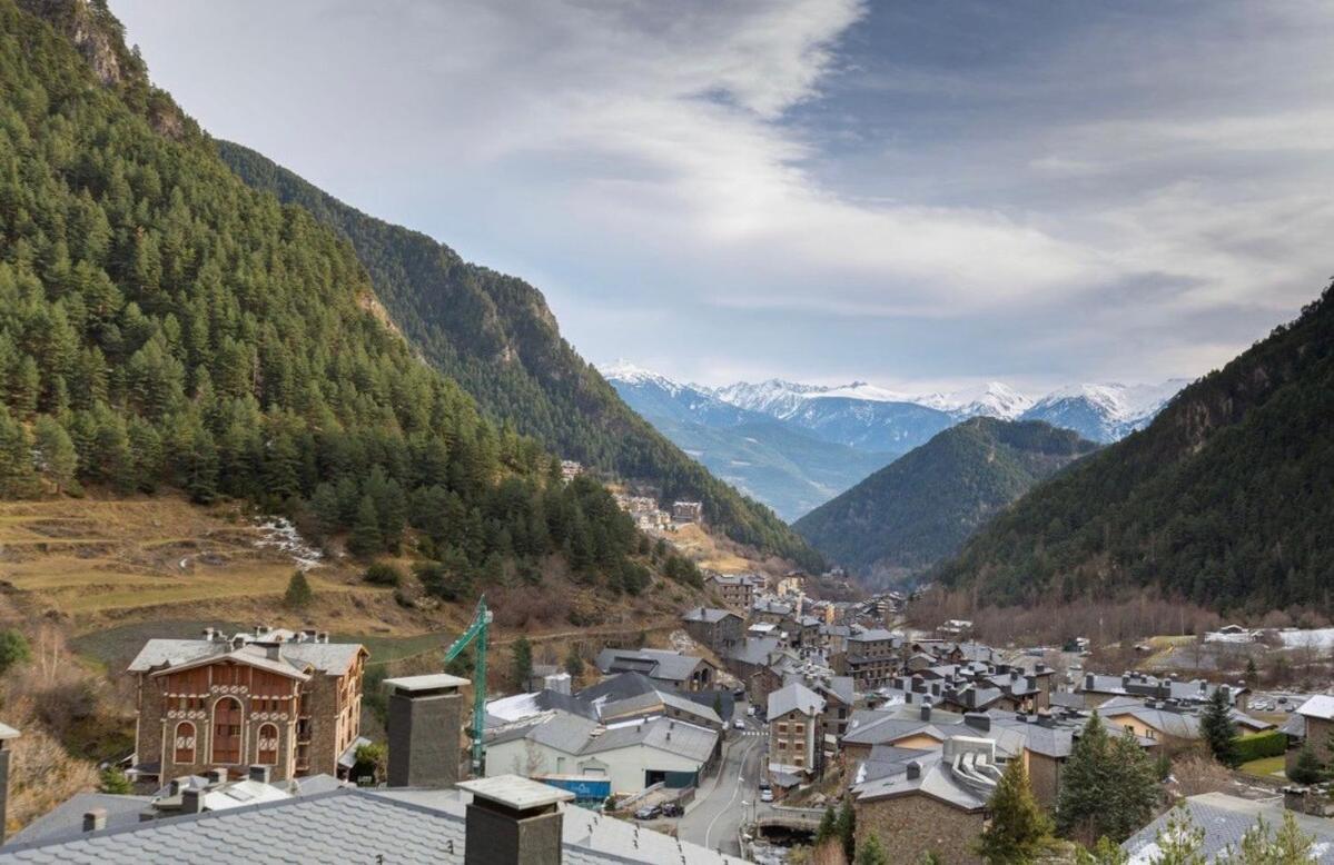 Apartamento Moderno El Bosque En Arinsal Esterno foto